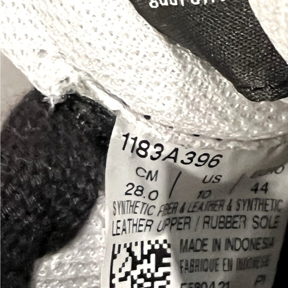 Onitsuka Tiger by ASICS Men’s Sneakers - Picture 9 of 9